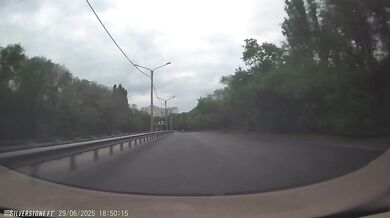 Nehoda rychle jedoucího řidiče automobilu