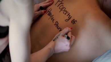 Starší nadržený muž šuká žhavou mladou teen