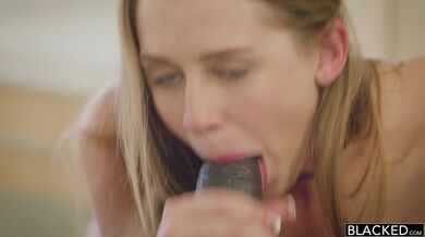 Zoey Laine miluje BBC