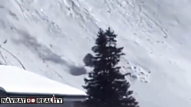 Silný vítr strhl kabinu lanovky, pád si vyžádal jednu oběť