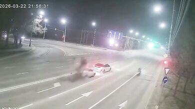 Brutální nehoda způsobená vysokou rychlostí motorkáře
