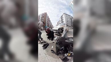 Následky chvilkové nepozornosti a vlastní chyby při jízdě