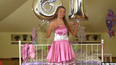 Roxy Bell slaví své 18. narozeniny