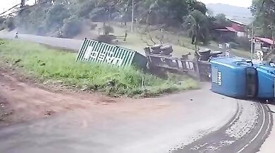 Zázračné přežití motocyklisty v Pital de San Carlos