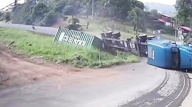 Zázračné přežití motocyklisty v Pital de San Carlos
