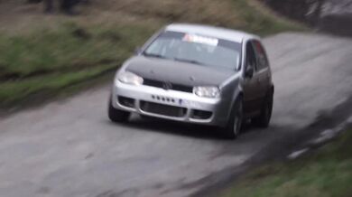 Nehoda během závodu Rallye