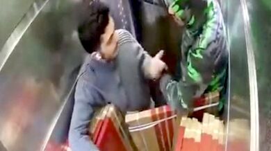 Přetížení výtahu v Bejrútu vedlo k pádu kabiny: Dva mladíci vyvázli s pohmožděninami