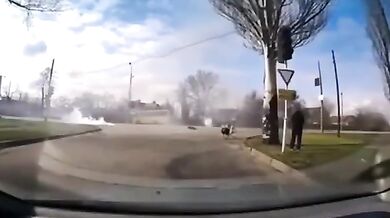 Ruský dron v Nikopolu zaútočil na civilní automobil
