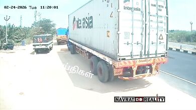 Kamión zezadu narazil do jiného stojícího kamiónu