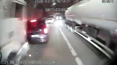 Tragédie v tunelu Waterval Boven: Palubní kamera zachytila smrtelný střet kamionu s vozy