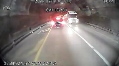 Tragédie v tunelu Waterval Boven: Palubní kamera zachytila smrtelný střet kamionu s vozy