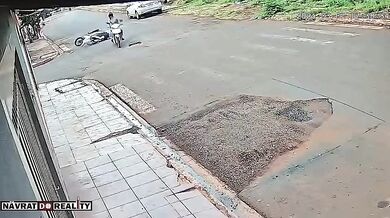 Neúspěšný útěk před policií v Pontalu: Motocyklista při honičce nezvládl řízení a havaroval