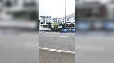 Zázračné přežití na North West 200: Paul Cassidy vyvázl z děsivé havárie v obytné zóně