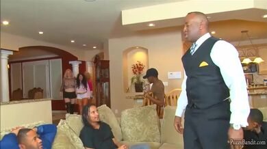 Obrovská párty s MILF děvkami