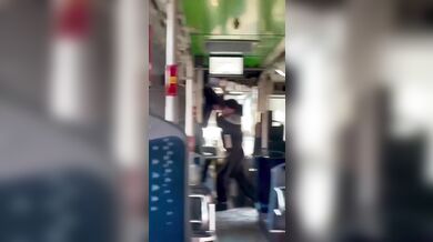 Brutální útok v německém autobuse: Třináctiletý útočník poslal řidiče do kómatu