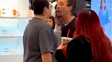 Provokatér v nákupním centru