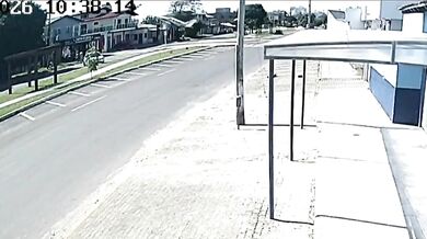 Pád letounu Piper Malibu na uzavřenou restauraci si vyžádal čtyři životy