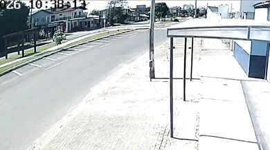 Pád letounu Piper Malibu na uzavřenou restauraci si vyžádal čtyři životy