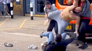 3 policisté v utajení proti velkému drogovému dealerovi