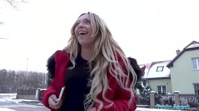 Public Agent - Francouzská dívka z ulice Jennifer Amilton šuká chlapa v jeho kanceláři