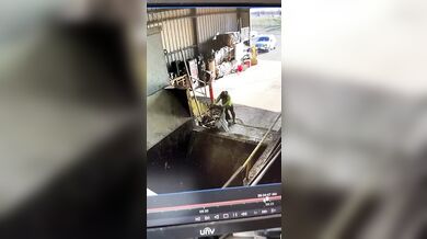 Vyprazdňování popelnice nevyšlo podle plánu