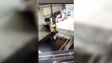 Vyprazdňování popelnice nevyšlo podle plánu