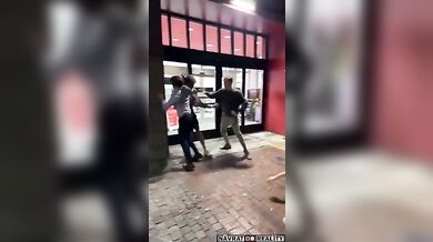 Neférová pouliční rvačka