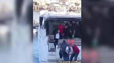 Stylový pád na lodi