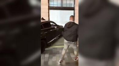 Tragická nehoda v londýnském Mayfairu: Řidička narazila do influencera a chodců na Argyll Street