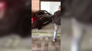 Tragická nehoda v londýnském Mayfairu: Řidička narazila do influencera a chodců na Argyll Street