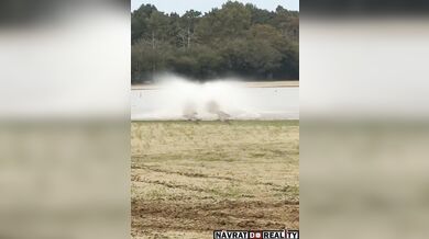 Rychlá jízda přes vodu s buginou