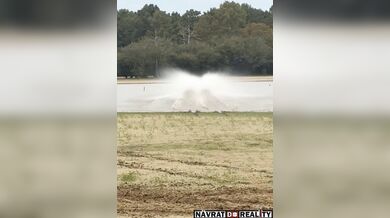 Rychlá jízda přes vodu s buginou