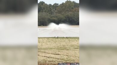 Rychlá jízda přes vodu s buginou