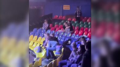 Panika v ruském cirkuse: Tygr přeskočil poničenou bezpečnostní síť a vnikl mezi diváky