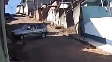 Nepodařené vyjetí z garáže