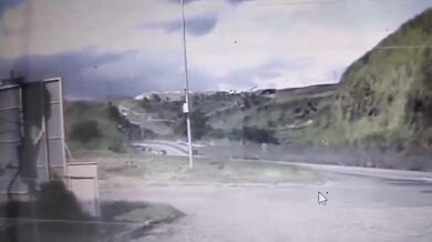 Masivní exploze cisterny s plynem na dálnici