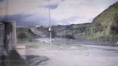 Masivní exploze cisterny s plynem na dálnici