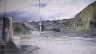 Masivní exploze cisterny s plynem na dálnici