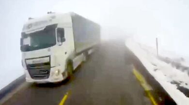 Nebezpečné předjíždění v mlze