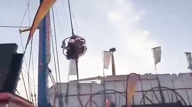 Technické selhání ve Španělsku: Prasklé lano atrakce poslalo kabinu s dětmi k zemi