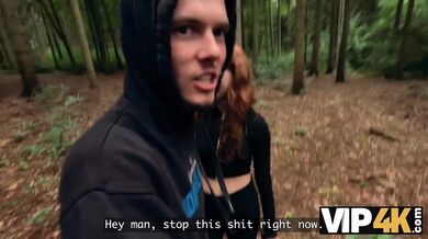 Nekoukej na mě, když kouřím cizí péro