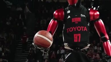 Robotický basketbalista CUE7 od Toyoty