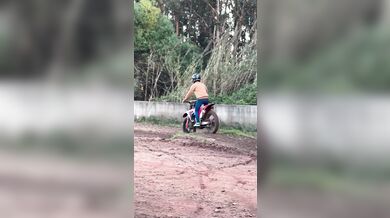 Nezvládnutá jízda na krosce