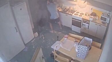 Rvačka ve vězeňské kuchyni mezi odsouzeným dealerem drog a pedofilem