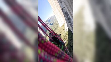 Dramatický pád na El Capitan: Horolezci se v Yosemitském národním parku utrhl kus skalní stěny