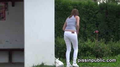 Pissing na veřejnosti