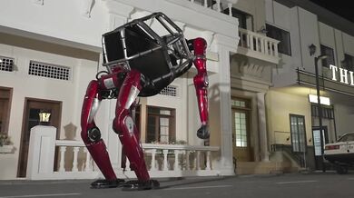 Unitree GD01: Čínská firma představila první sériově vyráběný transformačního robota pro veřejnost