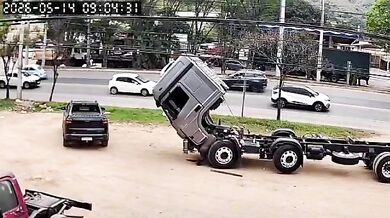 Těžký úraz mechanika v Brazílii: Při opravě kamionu na něj náhle spadla uvolněná kabina vozidla