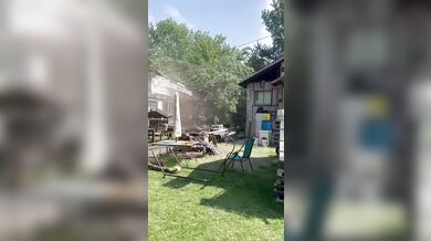 Amatérský postup dělníků zničil dům pětašedesátiletého muže, který kvůli zřícení kmene přišel o všechno