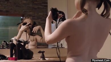 Petite Coco Lovelock svádí černocha, který vyplní její úzkou kundičku